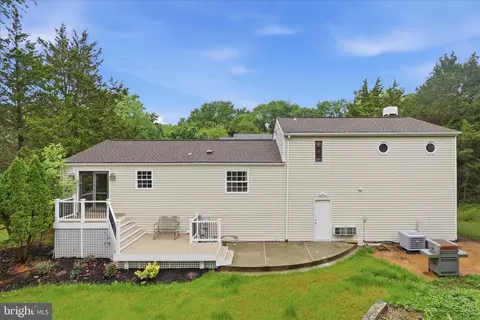 Exterior - 12821 Pinecrest Rd, Herndon, VA 20171 photo 6 of 8