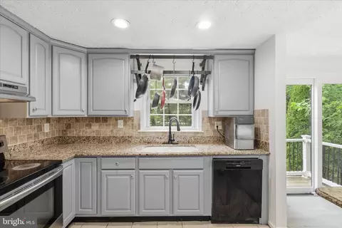 Kitchen - 12821 Pinecrest Rd, Herndon, VA 20171 photo 2 of 2