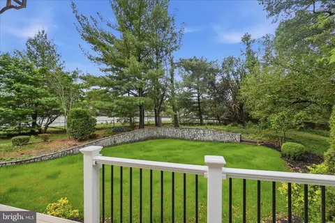 Exterior - 12821 Pinecrest Rd, Herndon, VA 20171 photo 5 of 8