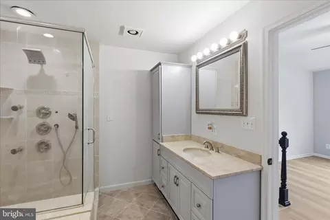 Bath - 12821 Pinecrest Rd, Herndon, VA 20171 photo 3 of 4