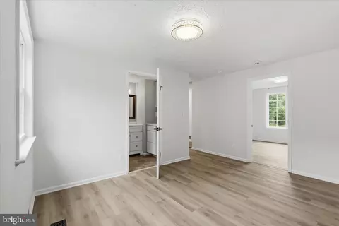 Entry Way - 12821 Pinecrest Rd, Herndon, VA 20171 photo 2 of 2