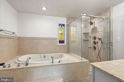 Bath - 12821 Pinecrest Rd, Herndon, VA 20171 photo 4 of 4