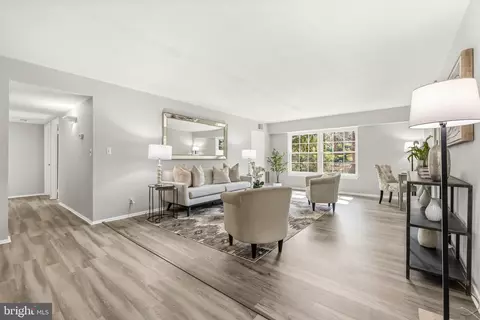 Living - 7640 Provincial Dr #213, Mclean, VA 22102 photo 1 of 5