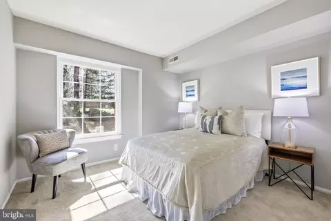 Bedroom - 7640 Provincial Dr #213, Mclean, VA 22102 photo 1 of 4