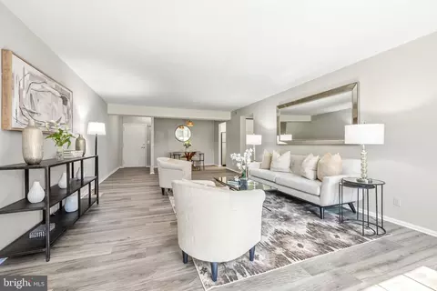 Living - 7640 Provincial Dr #213, Mclean, VA 22102 photo 3 of 5