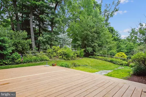 Exterior - 2000 Homer Ter, Reston, VA 20191 photo 9 of 14