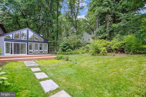 Exterior - 2000 Homer Ter, Reston, VA 20191 photo 5 of 14
