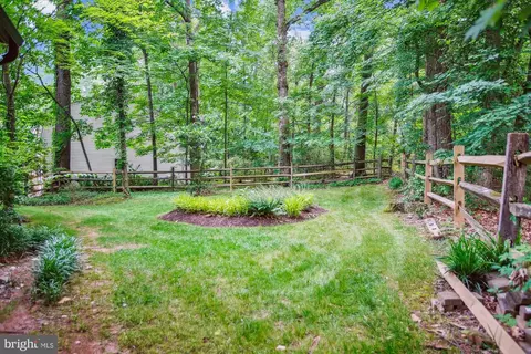 Exterior - 2000 Homer Ter, Reston, VA 20191 photo 11 of 14