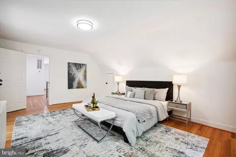Bedroom - 2000 Homer Ter, Reston, VA 20191 photo 5 of 15