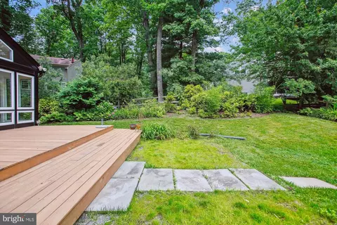 Exterior - 2000 Homer Ter, Reston, VA 20191 photo 10 of 14