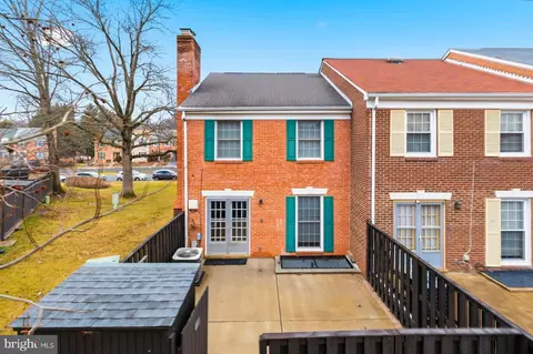 Exterior - 7233 Evanston Rd, Springfield, VA 22150 photo 7 of 8