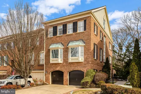 6601 Madison Mclean Dr, Mclean, VA 22101 photo 2