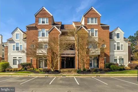 6984 B Ellingham Cir #64, Alexandria, VA 22315