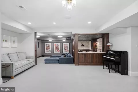 6020 Copely Ln, Mclean, VA 22101 photo 32