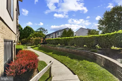 1808 Westwind Way UNIT 79, Mclean, VA 22102 photo 5