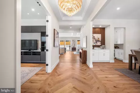 Entry Way - 1935 Foxhall Rd, Mclean, VA 22101 photo 1 of 10