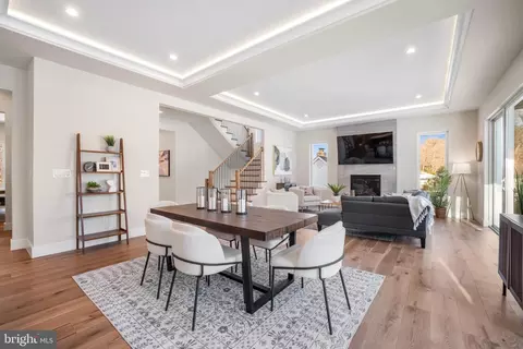 Dining - 1935 Foxhall Rd, Mclean, VA 22101 photo 4 of 6