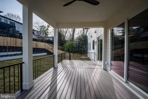 Exterior - 1935 Foxhall Rd, Mclean, VA 22101 photo 6 of 10