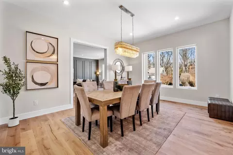 Dining - 1935 Foxhall Rd, Mclean, VA 22101 photo 2 of 6