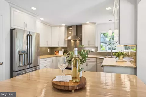 Kitchen - 1273 Lamplighter Way, Reston, VA 20194 photo 6 of 6
