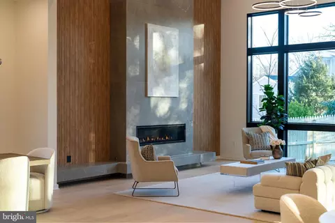 Living - 7103 Westbury Rd, Mclean, VA 22101 photo 3 of 5