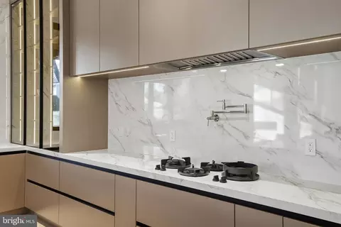 Kitchen - 7103 Westbury Rd, Mclean, VA 22101 photo 4 of 9