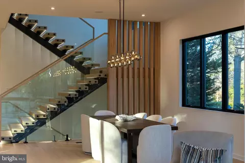 Dining - 7103 Westbury Rd, Mclean, VA 22101 photo 1 of 2