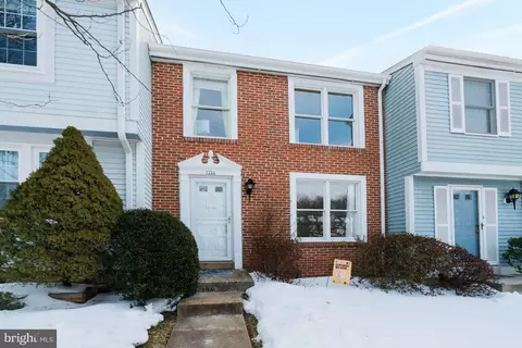 7724 Camp Alger Ave, Falls Church, VA 22042