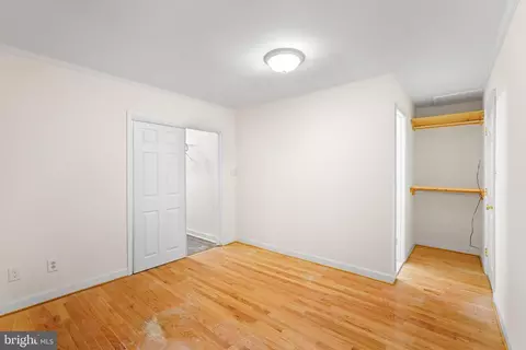 Bedroom - 7423 Exmore St, Springfield, VA 22150 photo 7 of 10