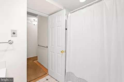 Bath - 7423 Exmore St, Springfield, VA 22150 photo 4 of 4
