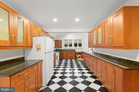 Kitchen - 7423 Exmore St, Springfield, VA 22150 photo 1 of 2