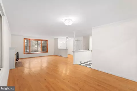 Living - 7423 Exmore St, Springfield, VA 22150 photo 5 of 9