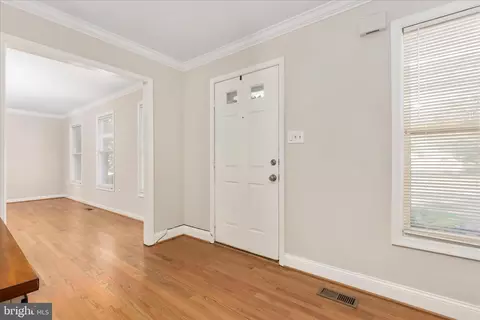 Entry Way - 7917 Donegal Ln, Springfield, VA 22153 photo 1 of 1