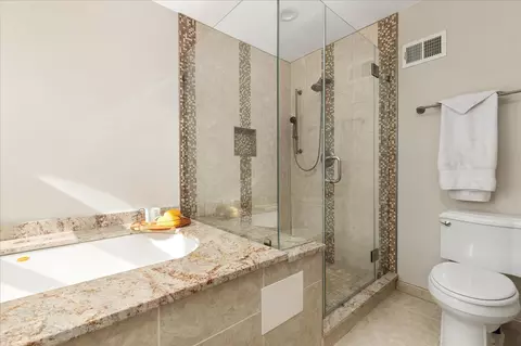 Bath - 7917 Donegal Ln, Springfield, VA 22153 photo 5 of 6