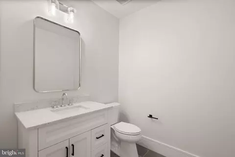 Other - 6013 Woodland Ter, Mclean, VA 22101 photo 15 of 20