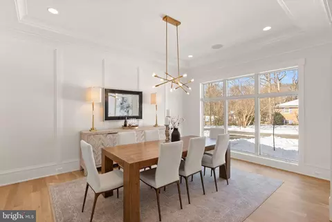 Dining - 6013 Woodland Ter, Mclean, VA 22101 photo 1 of 6