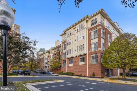 1851 Stratford Park Pl #304, Reston, VA 20190