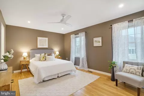 Bedroom - 7005 Leestone St, Springfield, VA 22151 photo 1 of 7