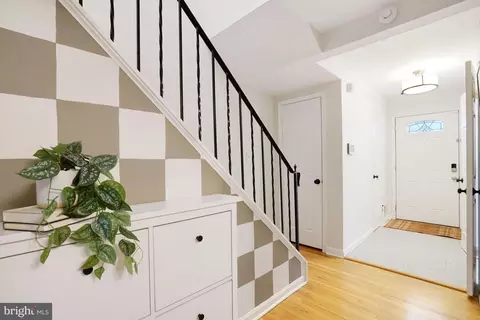 Entry Way - 7005 Leestone St, Springfield, VA 22151 photo 1 of 6
