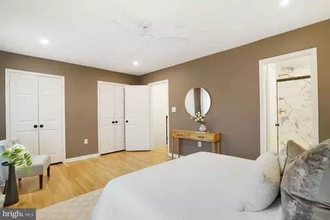 Bedroom - 7005 Leestone St, Springfield, VA 22151 photo 3 of 7