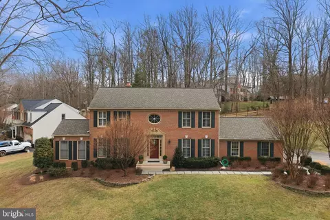 6321 Barsky Ct, Fairfax Station, VA 22039