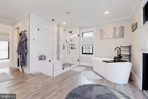 Bath - 6057 River Dr, Lorton, VA 22079 photo 1 of 8