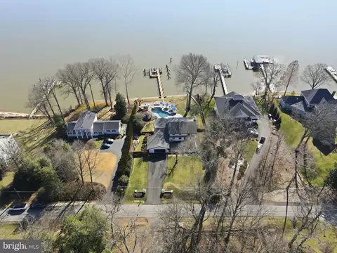View/Area - 6057 River Dr, Lorton, VA 22079 photo 4 of 8