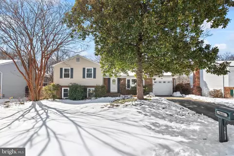 7611 Camp Alger Ave, Falls Church, VA 22042