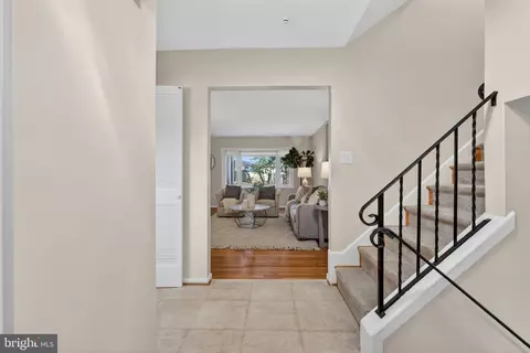 Entry Way - 6424 Cabell Ct, Springfield, VA 22150 photo 1 of 2
