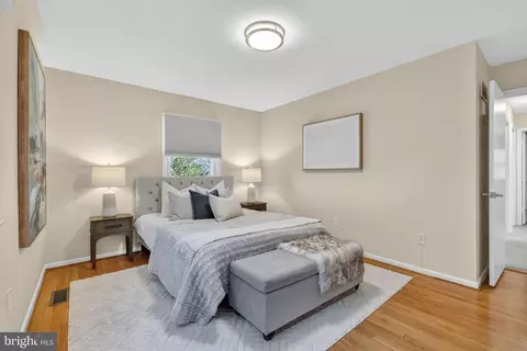 Bedroom - 6424 Cabell Ct, Springfield, VA 22150 photo 1 of 10