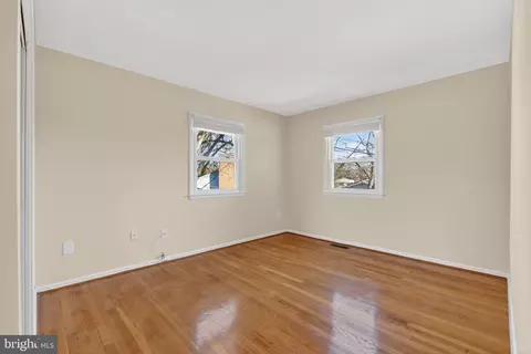 Bedroom - 6424 Cabell Ct, Springfield, VA 22150 photo 7 of 10