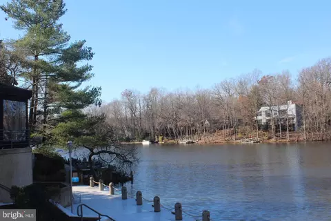 1953 Lakeport Way, Reston, VA 20191