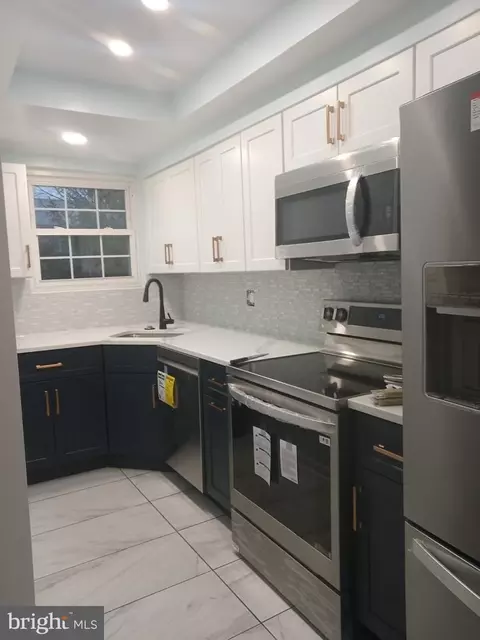 2904 Willston Pl #73, Falls Church, VA 22044