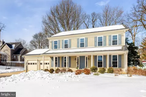 1502 Kings Valley Ct, Herndon, VA 20170